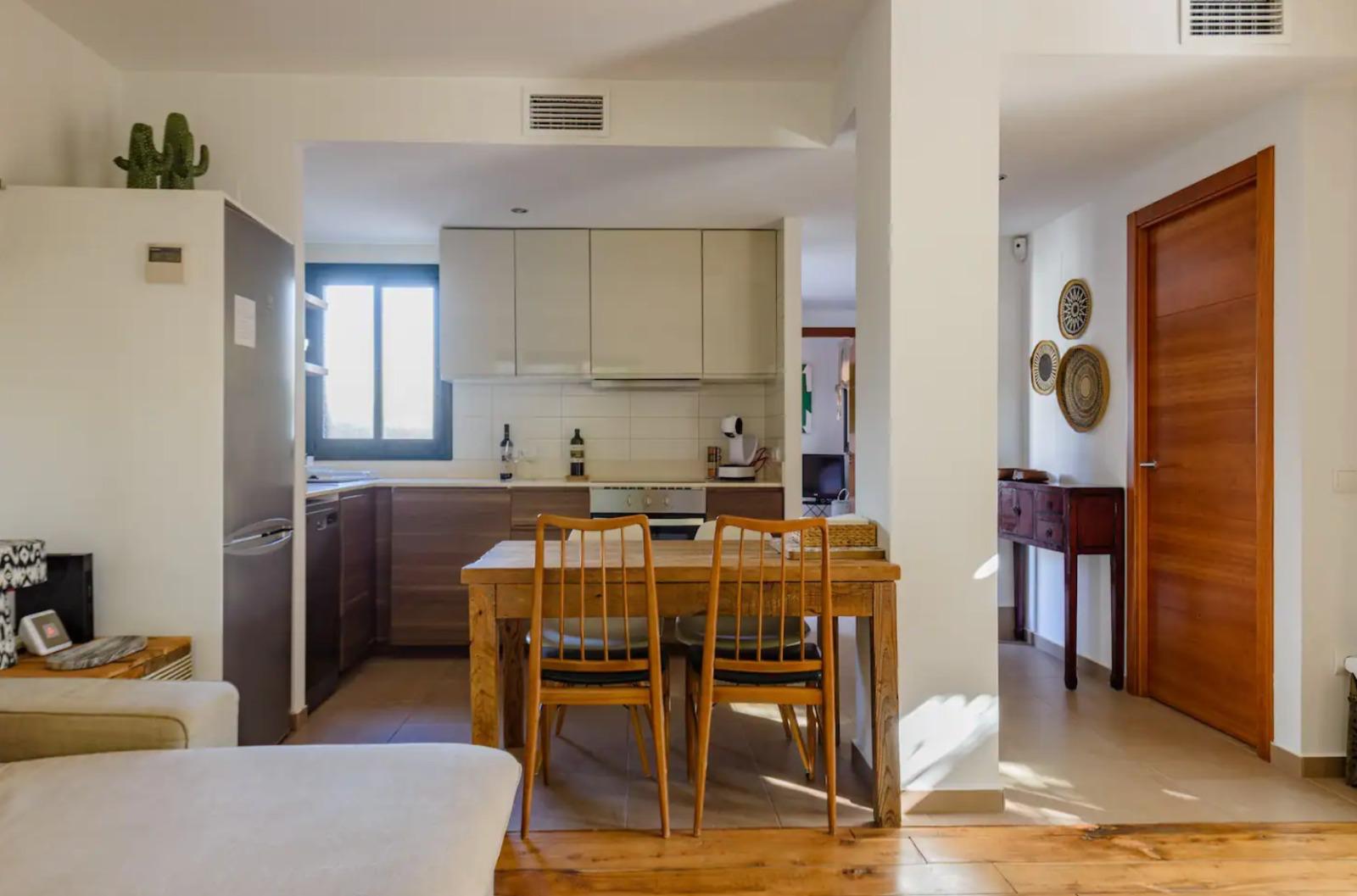 Resa Estates Ibiza te koop for sale townhouse cala tarida woonkamer.jpeg